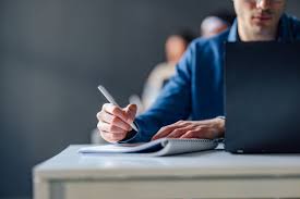 Test Should MiM Applicants Choose